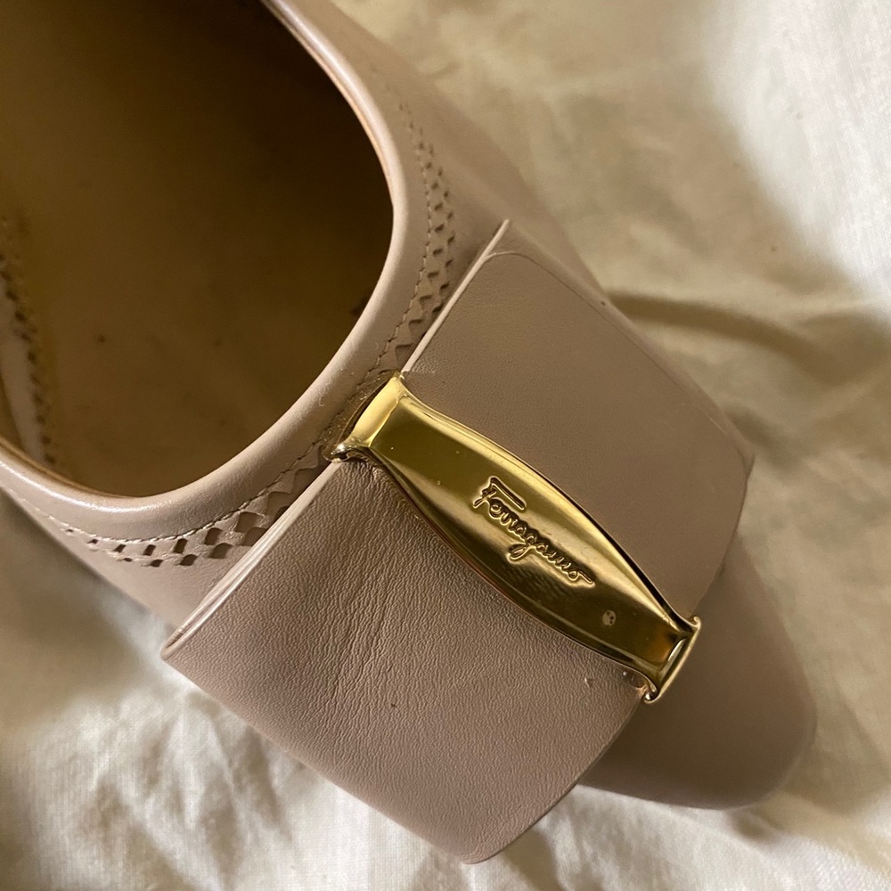 Shoes - Picture 5 of 7
